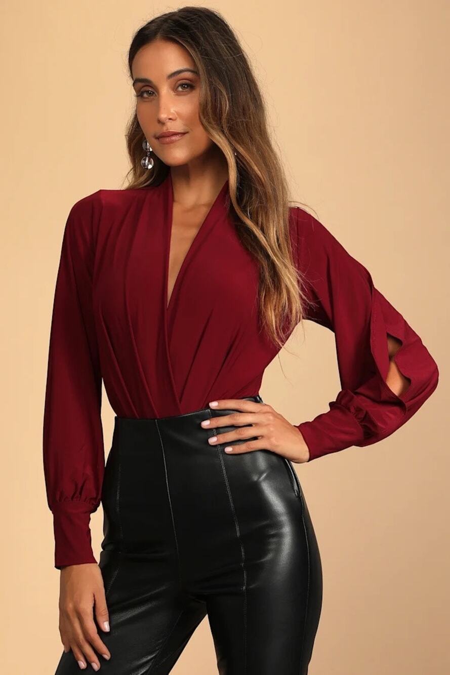 Lulu’s Friday Feeling Burgundy Long Sleeve Bodysuit size XS